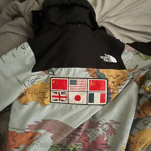 Supreme x Northface World Map